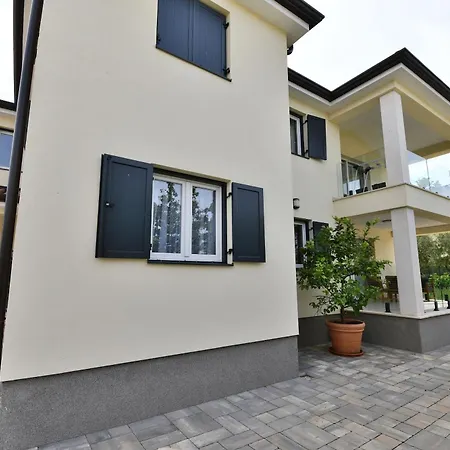 Vergotin Apartment