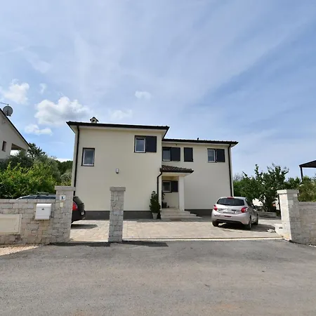 Apartamento Vergotin *